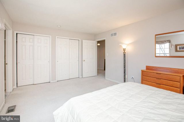 25 CYPRESS CT, Bordentown, NJ 08505