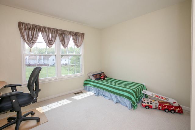 25 CYPRESS CT, Bordentown, NJ 08505
