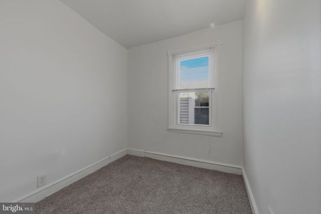 1327 MARYLAND AVE, Wilmington, DE 19805