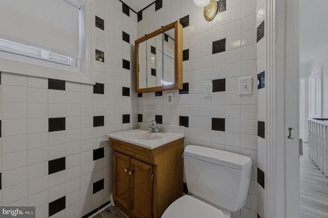 1327 MARYLAND AVE, Wilmington, DE 19805