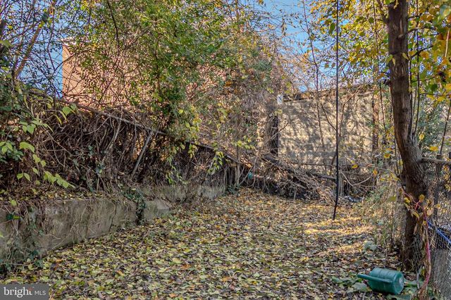 1327 MARYLAND AVE, Wilmington, DE 19805