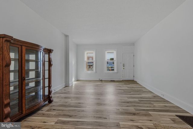 1327 MARYLAND AVE, Wilmington, DE 19805