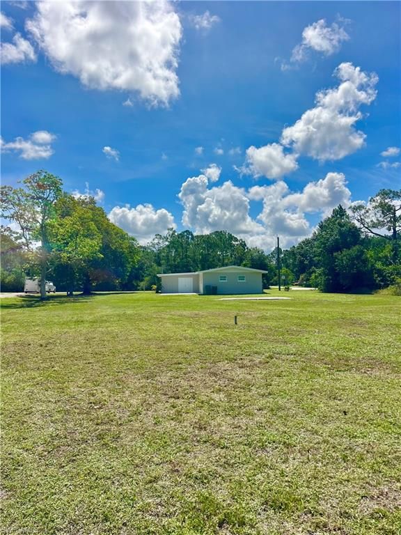 13097 MIZELL AVE, PUNTA GORDA, FL 33955 — photo 2