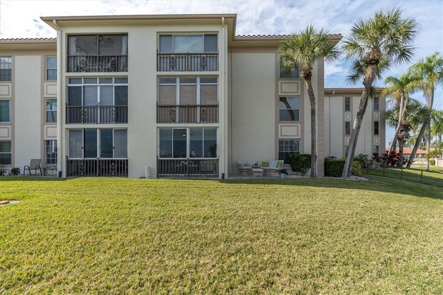 19029 US HIGHWAY 19 N 7-8, Clearwater, FL 33764