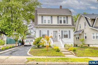 905 Linden Avenue, Ridgefield, NJ 07657
