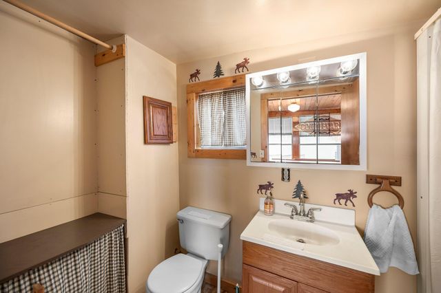 6000 Fairbanks Path 15, Faribault, MN 55021
