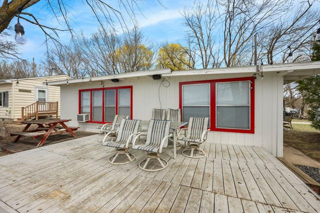 6000 Fairbanks Path 15, Faribault, MN 55021