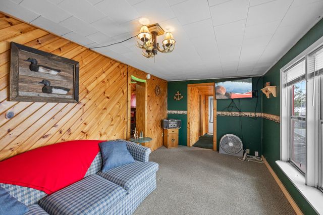 6000 Fairbanks Path 15, Faribault, MN 55021