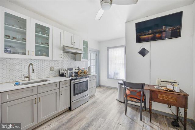 7419 MOUNTAIN AVE, Elkins Park, PA 19027