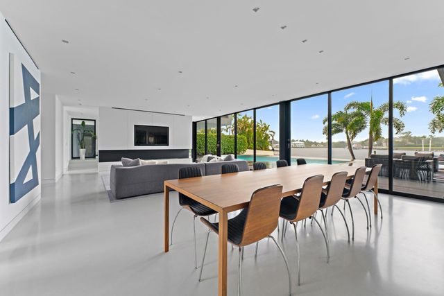 5706 Holly Lane, Jupiter, FL 33458