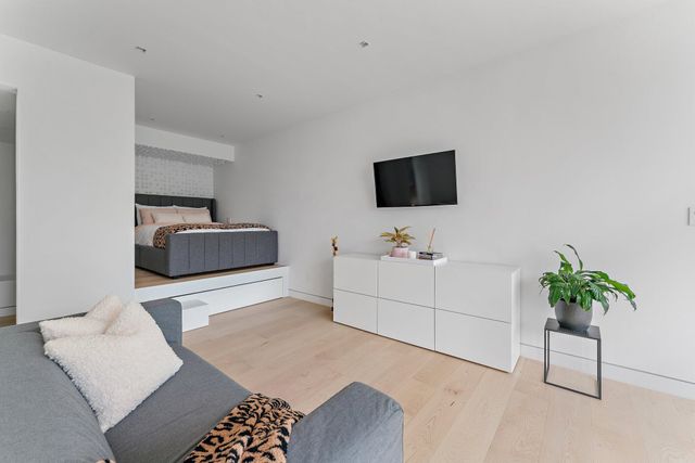 5706 Holly Lane, Jupiter, FL 33458