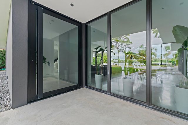 5706 Holly Lane, Jupiter, FL 33458