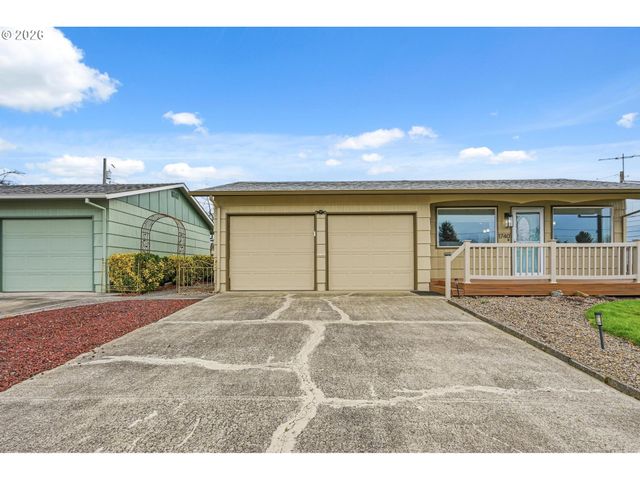1740 JANSEN Way, Woodburn, OR 97071