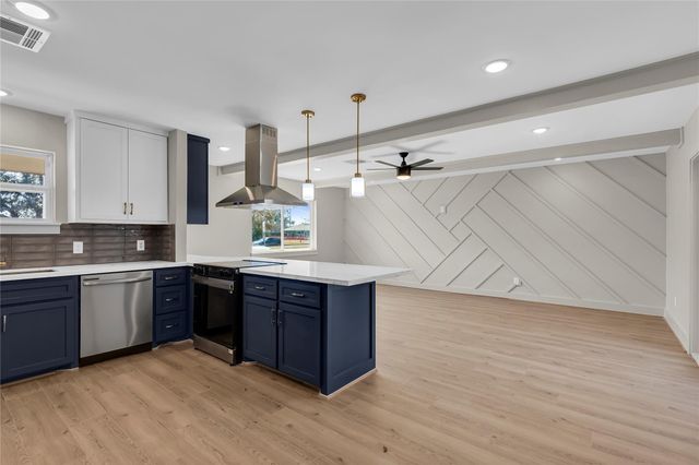 6014 W 43rd Street, Houston, TX 77092