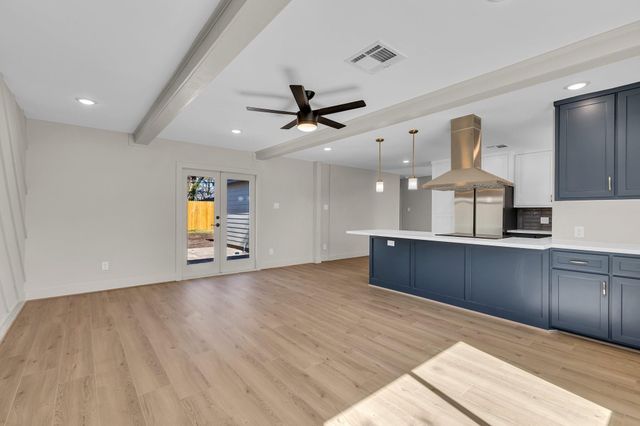 6014 W 43rd Street, Houston, TX 77092