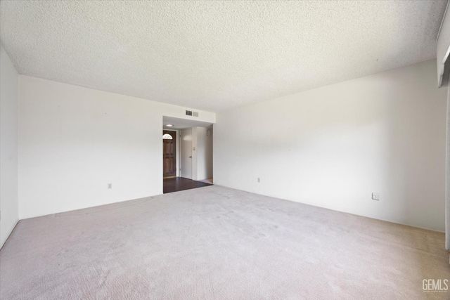 204 Carr Street, Bakersfield, CA 93309