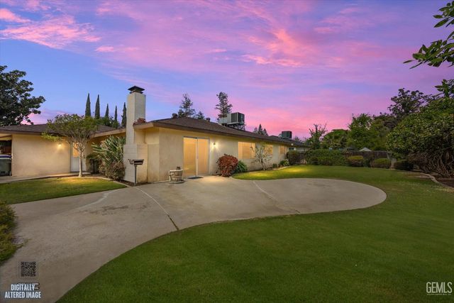 204 Carr Street, Bakersfield, CA 93309