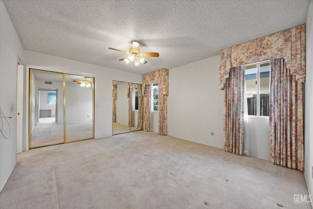 204 Carr Street, Bakersfield, CA 93309