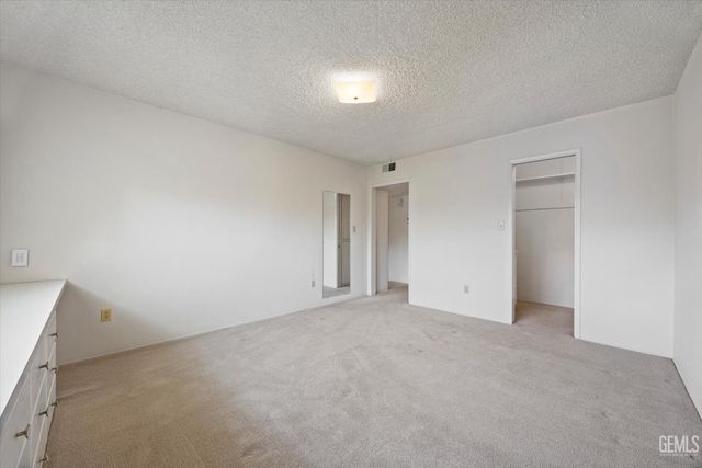 204 Carr Street, Bakersfield, CA 93309