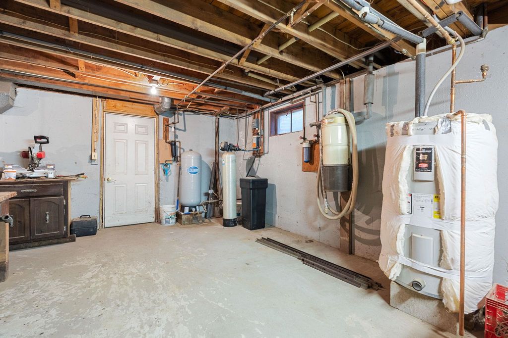 Image 31 of property listing at 39 Ashbrook Drive, Hampton, NH 03842