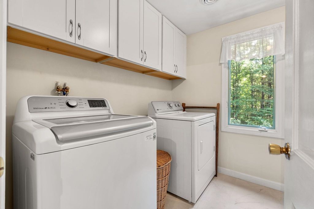 Image 39 of property listing at 39 Ashbrook Drive, Hampton, NH 03842