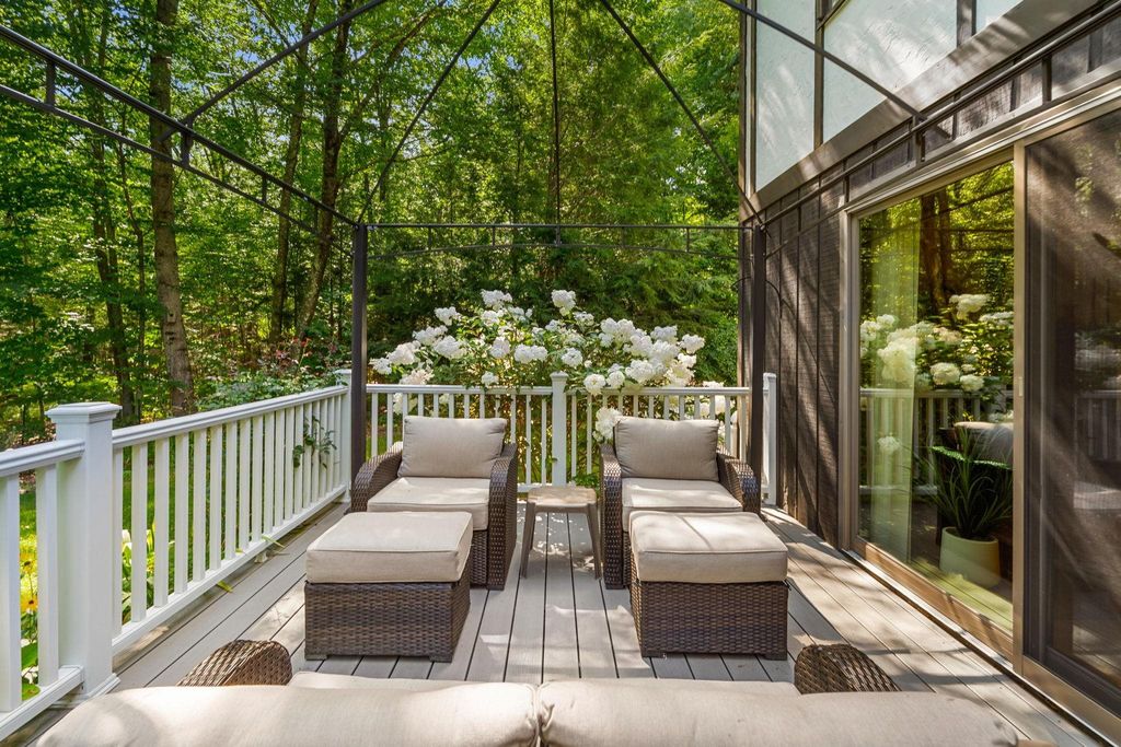 Image 8 of property listing at 39 Ashbrook Drive, Hampton, NH 03842