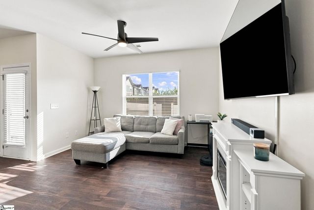 1354 Wunder Way, Spartanburg, SC 29316