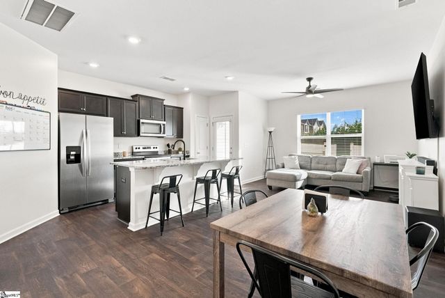 1354 Wunder Way, Spartanburg, SC 29316