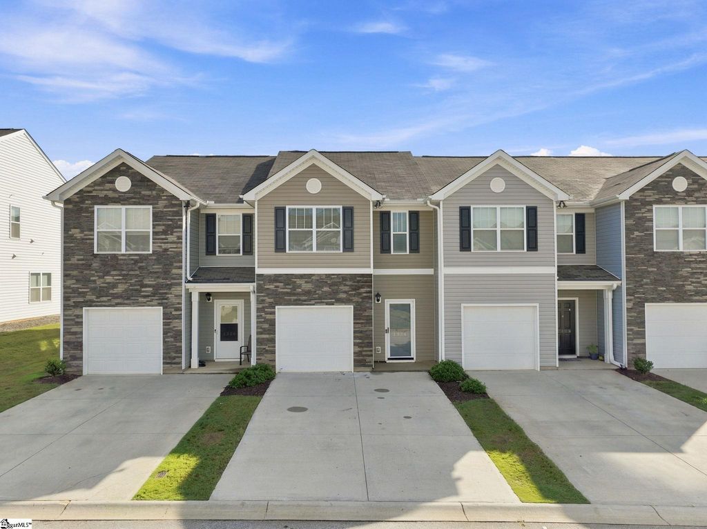 1354 Wunder Way, Spartanburg, SC 29316
