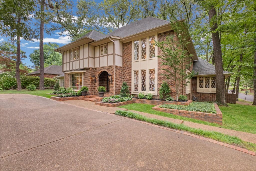2300 FOREST GROVE CV, Memphis, TN 38119