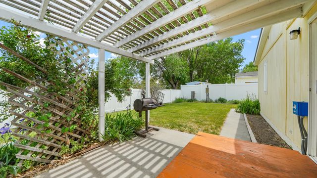 638 Colony Road, Clifton, CO 81520