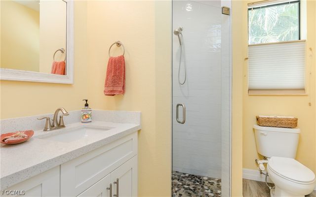 2704 SW Embers TER, Cape Coral, FL 33991