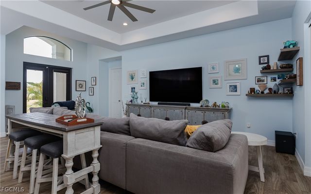 2704 SW Embers TER, Cape Coral, FL 33991