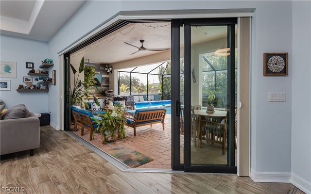 2704 SW Embers TER, Cape Coral, FL 33991