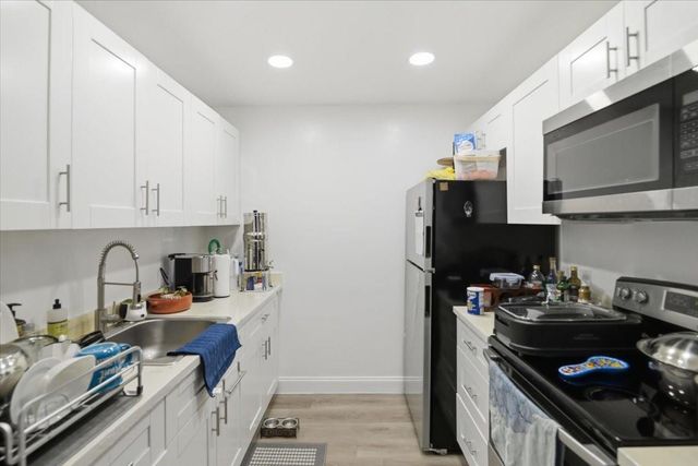 13300 SW 1st St 206o, Pembroke Pines, FL 33027