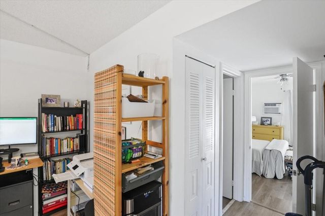 13300 SW 1st St 206o, Pembroke Pines, FL 33027