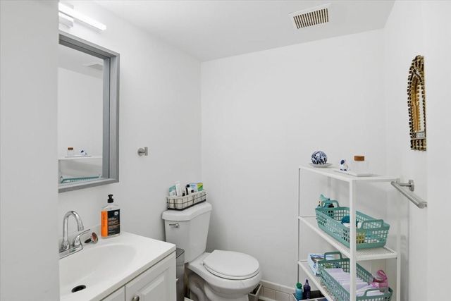 13300 SW 1st St 206o, Pembroke Pines, FL 33027