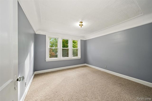 686 Princeton Road, Berkley, MI 48072