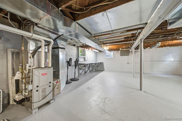 686 Princeton Road, Berkley, MI 48072