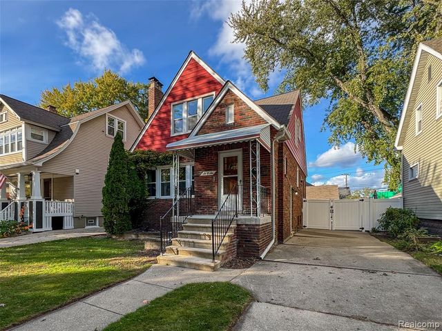 686 Princeton Road, Berkley, MI 48072