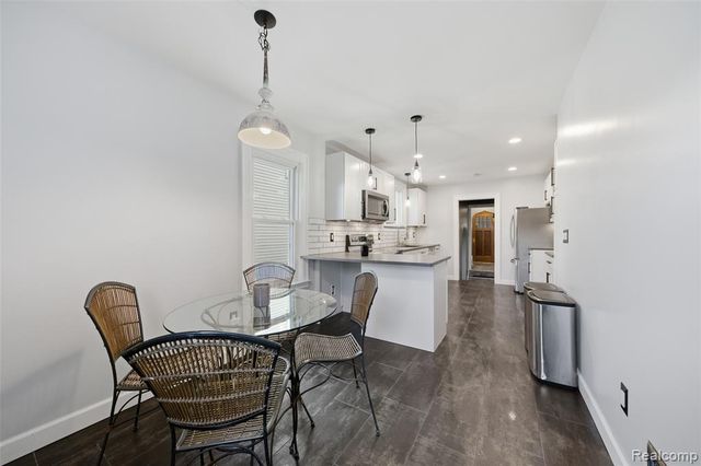 686 Princeton Road, Berkley, MI 48072