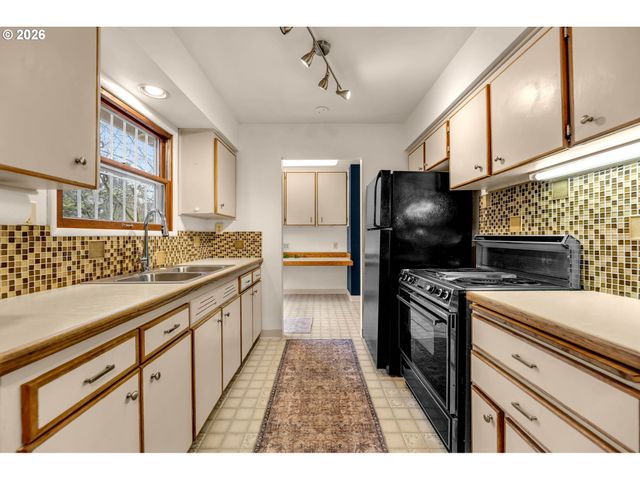 8514 N Dana Ave, Portland, OR 97203