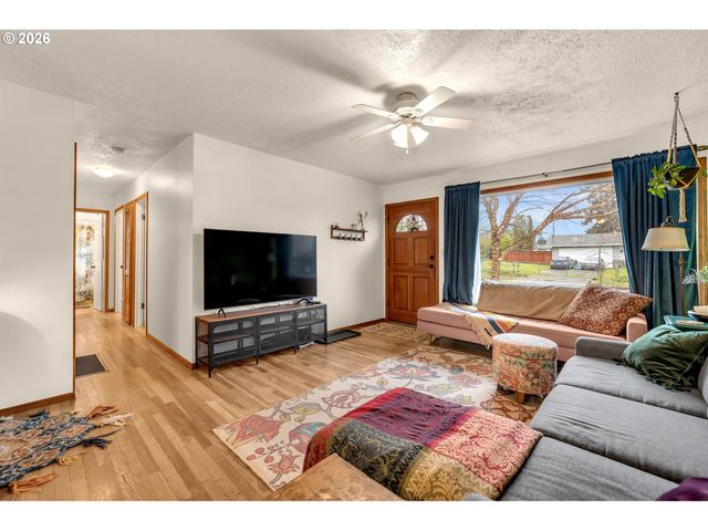 8514 N Dana Ave, Portland, OR 97203