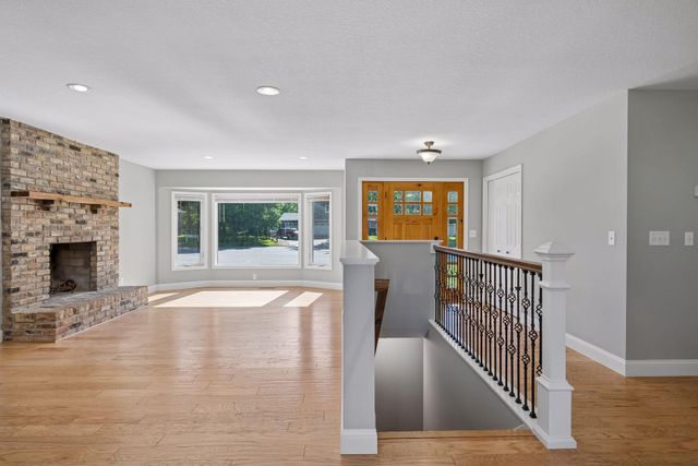 5447 54th Circle NE, Albertville, MN 55301