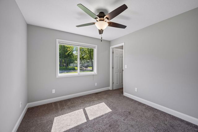 5447 54th Circle NE, Albertville, MN 55301