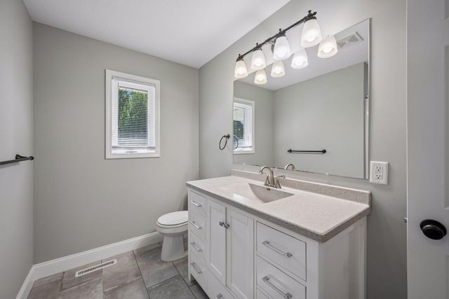 5447 54th Circle NE, Albertville, MN 55301