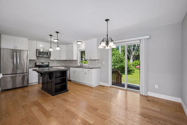 5447 54th Circle NE, Albertville, MN 55301