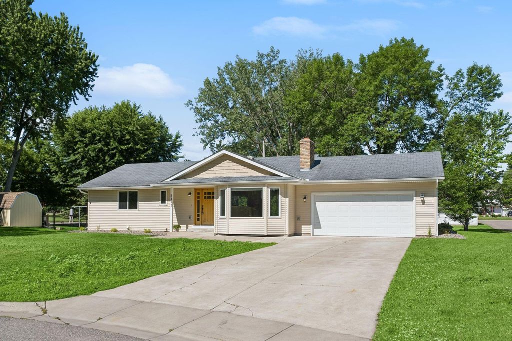 5447 54th Circle NE, Albertville, MN 55301
