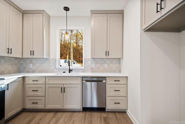 2104 Junior Deputy Road, Little Rock, AR 72205