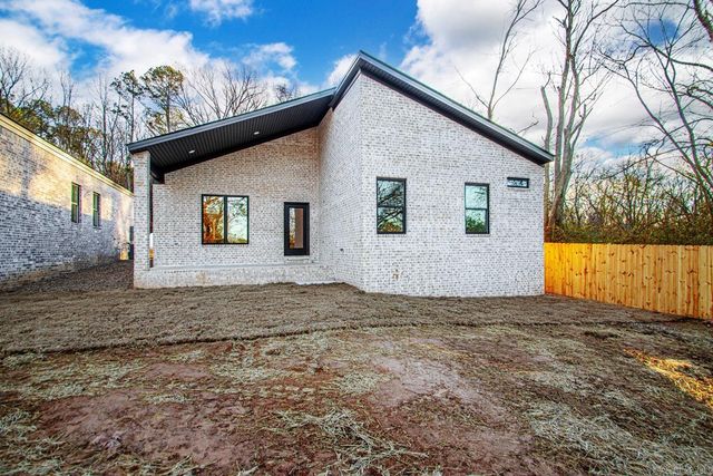 2104 Junior Deputy Road, Little Rock, AR 72205